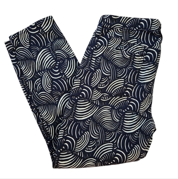 7 For All Mankind Pants - JEN7 Navy and White Cropped Skinny Pants
